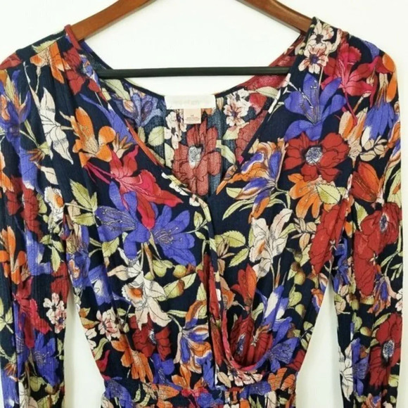 Band of Gypsies Women's XS Elastic Waist Long Sleeve Blue Floral Crepe Romper - Picture 3 of 6